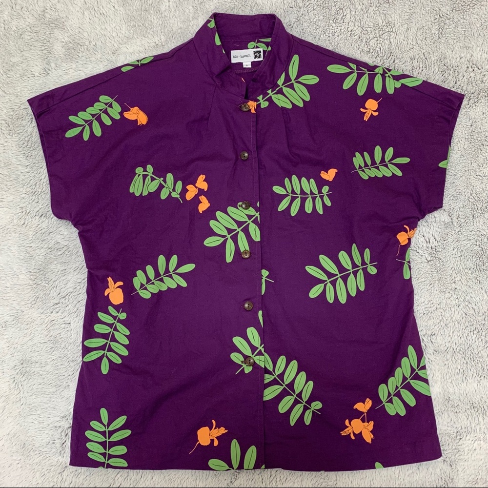 🎀HP🎀 Sig Zane Button Front Short Sleeve Top